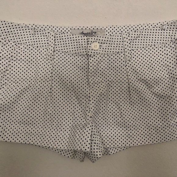 White shorts with Black Polka Dots - Picture 1 of 3